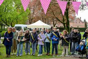 Jonge Vikingen vallen nieuwe speeltuin binnen: burgemeester laat begaan en brengt hulde aan gevallen ‘held’ Ivan Dierckx