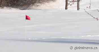 Snow puts damper on opening day of Edmonton golf course