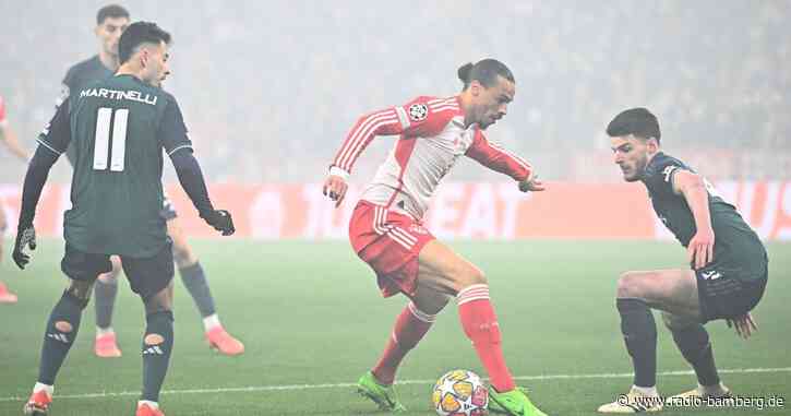 Eine Woche nach UEFA-Sperre: Bayern-Fans zünden Pyrotechnik