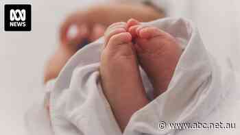 Shortage of health professionals sees another Queensland maternity ward announce its closure