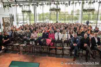 260 ondernemers komen samen in nieuwe fabriek van VDL voor ontbijt