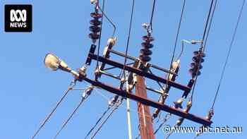 Powercor pleads guilty to 104 charges including failing to inspect powerlines and cut vegetation, leading to bushfire