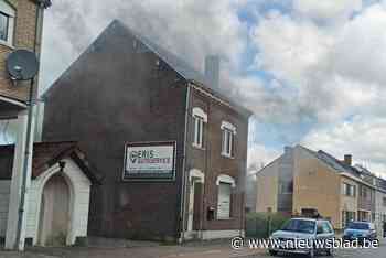 Uitslaande woningbrand in Maasmechelen, Oude Baan afgesloten