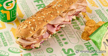 Subway returns honey oat bread, sriracha sauce to menu