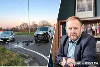 Bestuurster (24) rijdt door het rood en doodt twee zestigers, maar vraagt vrijspraak: “Ze kreeg een lichamelijke inzinking”