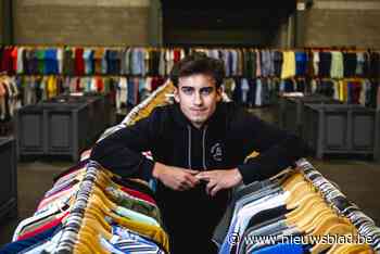 Piepjonge koningen van de opkoop organiseren dit weekend weer stockverkoop in Genk: “Massa is kassa”