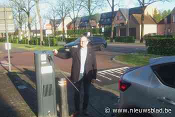 Tien nieuwe laadpalen geïnstalleerd