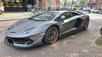 Gespot – Britse Aventador parkeert lekker op de stoep in 020