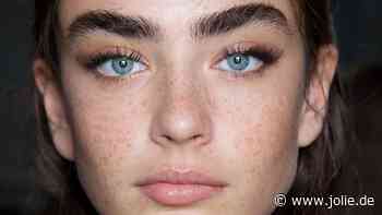 Mascara für kurze und gerade Wimpern: Das ist der absolut BESTE!