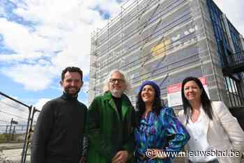 Muziekcentrum Track krijgt unieke verticale tuin: ”Duurzame en innovatieve renovatie van oude betonmuur”