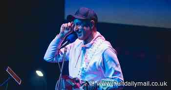 School Of Rock in Hull! Former Stone Roses guitarist to mentor and jam with college students