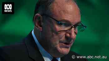 Live: ASX down in early trade, John Mullen joins Qantas board next week as chairman-elect