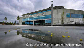 Turbulenzen bei Tesla: Stellenabbau und düstere Prognosen für 2024