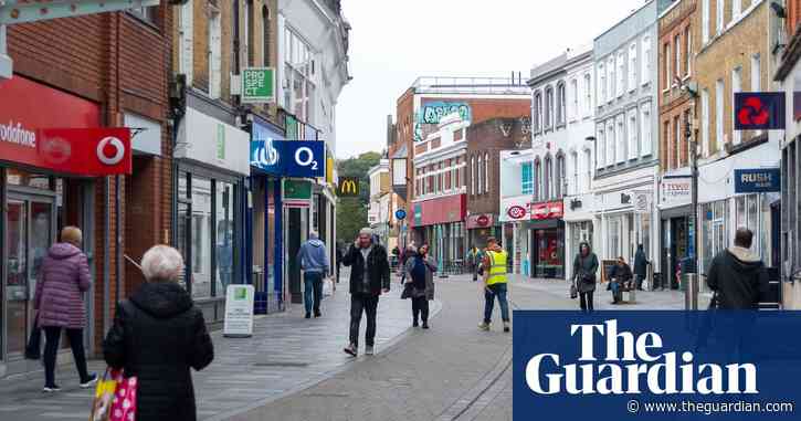 Retail sales in Great Britain flatline as households continue to feel squeeze