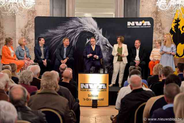 Bart De Wever lijkt zich neer te leggen bij overwinning van Vlaams Belang: “Maar hun programma is de totale leegte”