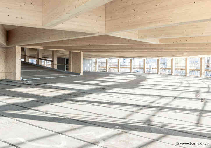 Holzparkhaus in Wendlingen am Neckar
 - Baustellenbesuch mit herrmann+bosch architekten