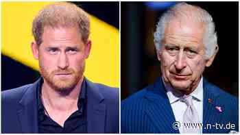 Kein Hauptwohnsitz mehr in UK: Darf Prinz Harry den König noch vertreten?