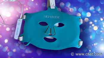 LED Face Masks Dazzle With Skin-Brightening Claims, but Do They Work?     - CNET