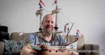 Erfstukken van Martijns overleden vader per ongeluk verkocht in kringloopwinkel, wie heeft ze?