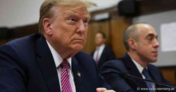 Trump-Prozess: Mann zündet sich vor Gerichtsgebäude an