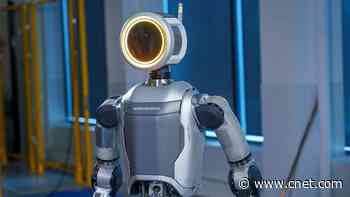 Boston Dynamics' New Humanoid Robot Is Freaking People Out     - CNET