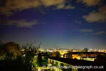 Picture of stunning northern lights over Blackburn