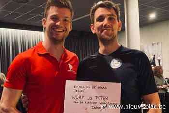 Maaseik-aanvoerder Jolan Cox is peter van dochter van Roeselare-libero: “We jennen elkaar graag”