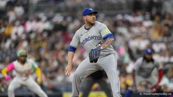 Justin Turner’s homer, RBI single highlight Blue Jays’ 5-1 win over the Padres