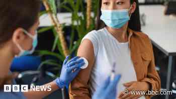 Pregnant women urged to get whooping cough vaccine