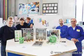 Leerlingen Bernardustechnicum en Renson ontwikkelen samen spuitgietmatrijs: “Nog maar zelden gezien in Vlaanderen”