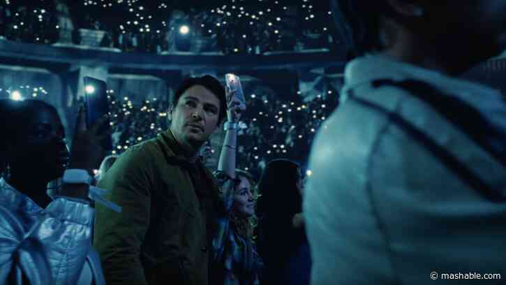 M. Night Shyamalan's 'Trap' trailer has Josh Hartnett as a doting dad with a killer twist