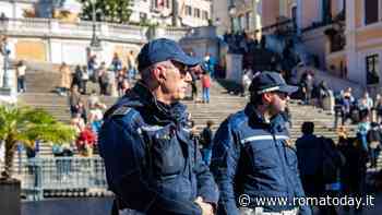 La ladra seriale di Roma: borse, occhiali e profumi rubati dai negozi del centro