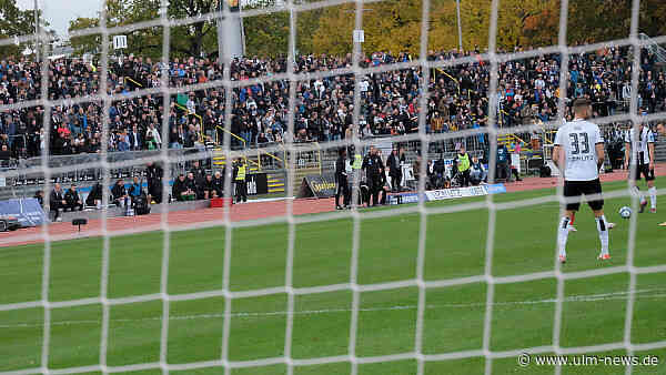 Topspiel zwischen SSV Ulm und Jahn Regensburg vor vollem Haus