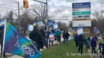 Simcoe County LifeLabs employees protest over wage disparity