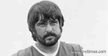 Roman Gabriel, Star Quarterback of the 1960s and ’70s, Dies at 83