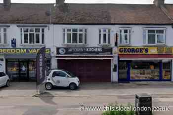 Upminster Road former cafe may be replaced by takeaway