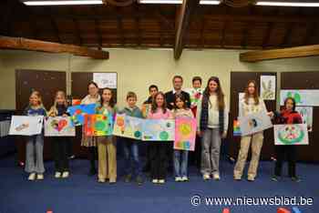 Lions Club zet jonge tekenaars in de bloemetjes