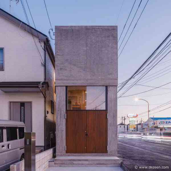IGArchitects slots skinny 2700 house into narrow plot in Japan