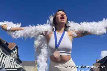 Joke (26) maakt meeuwen sexy op EK Meeuwenschreeuwen: “Meteen brons, zalig!”