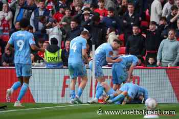 🎥 Onwaarschijnlijke taferelen: Engelse tweedeklasser zorgt bijna voor onvoorstelbare comeback tegen Manchester United