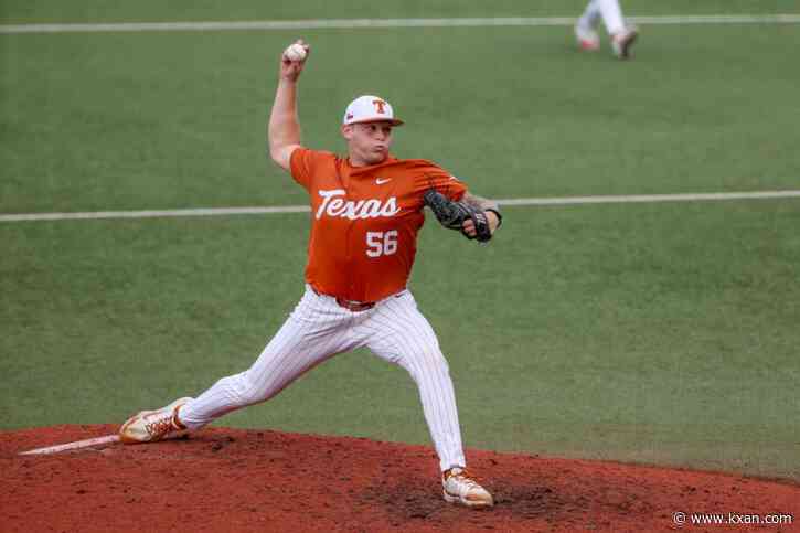 Johnson Jr., Boehm make 1-run lead stand up for Texas to take series over TCU
