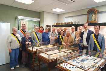 Heemkring Huizingouw opent erfgoedmuseum in Administratief Centrum Zingem: “Nu ook een link met de nieuwe bib”