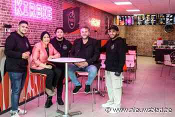 Moeder en drie zonen introduceren corndogs als nieuwe trendy hap