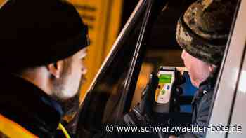 Polizei kontrolliert in Höfen: 46-Jähriger mit zwei Promille am Steuer erwischt
