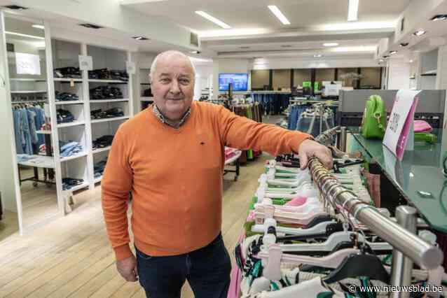 “Ik wilde nog niet stoppen, maar webshops en wegenwerken maken het moeilijk”: na 44 jaar sluit boetiek Ro-Time in centrum