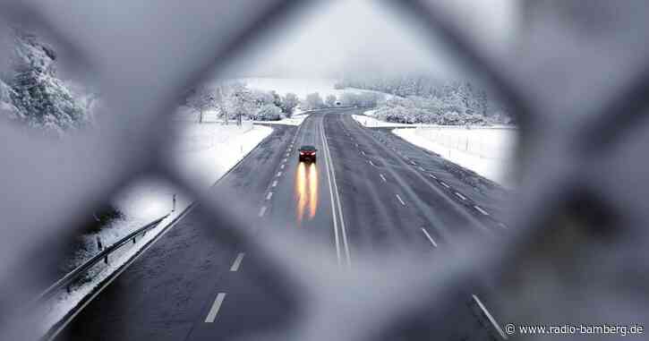 Kaltes Wetter geht weiter: Schnee und Regen in Bayern
