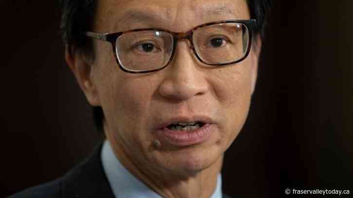 Ottawa should engage more with the four million Canadians living abroad: senator