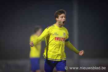 “Plots werd het zwart voor mijn ogen”: Kadijk-kapitein loopt horrorblessure op na botsing