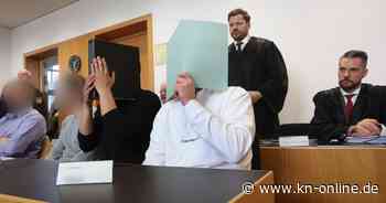 Böllerwurf im Stadion: Fan zu drei Jahren Haft verurteilt