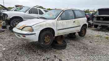Junkyard Gem: 1997 Geo Metro LSi